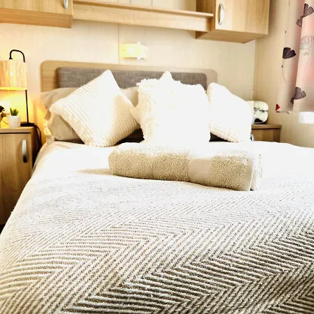 Camping Cosy Corner *