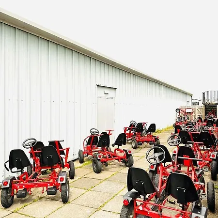 Cosy Corner Kamp alanı *